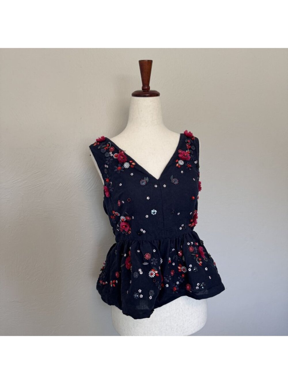 J.Crew Embellished Floral Peplum Top Navy Blue Sequin 3D Beaded Sleeveless Blous